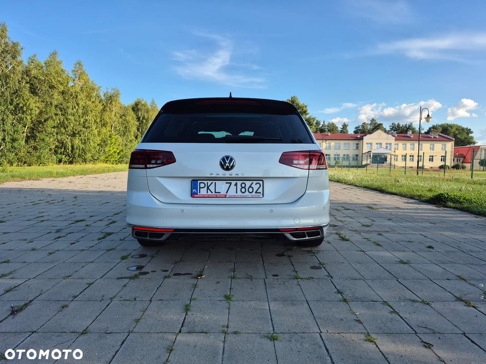 Volkswagen Passat 2.0 TDI Business DSG - 9
