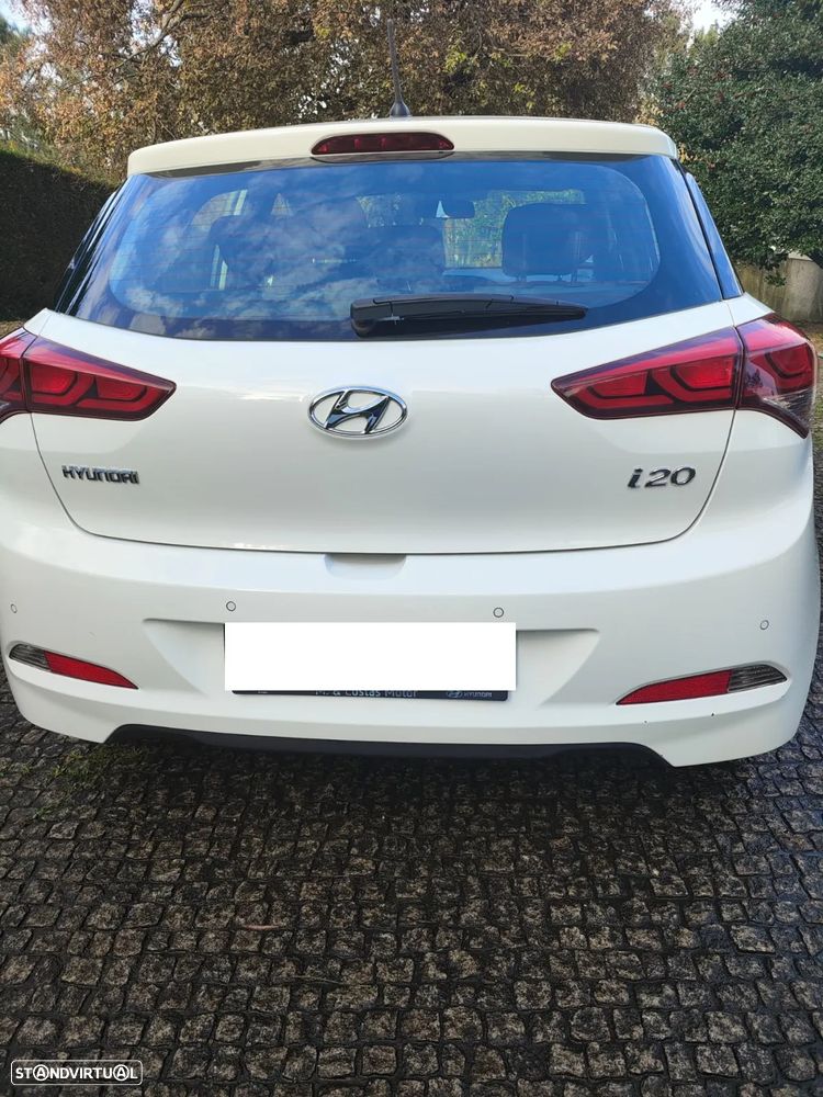 Hyundai i20 1.1 CRDi Access+Bluetooth - 9
