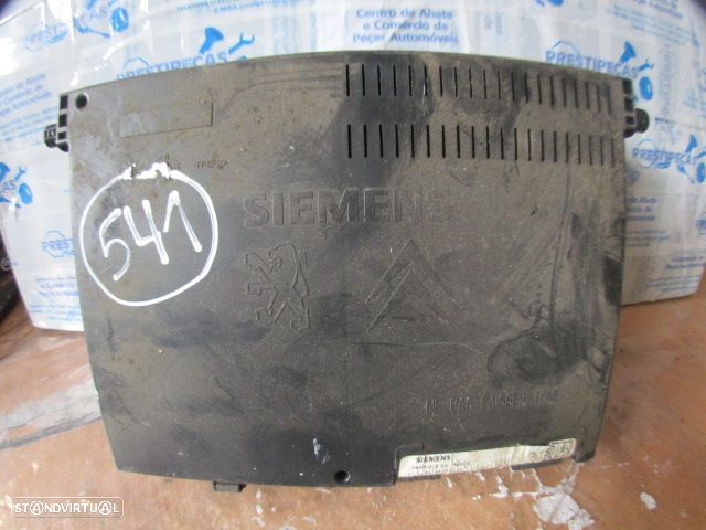 Caixa Fusiveis 962646088003 PEUGEOT 206 2001 1.9D 70CV 3P CINZA ORIGINAL PEUGEOT 206 1999 1.1 I 60CV 5P BRANCO ORIGINAL PEUGEOT 206 2004 1.9D 70CV 3P BRANCO CITROEN SAXO 1999 1.0I 50CV 5P VERDE - 2