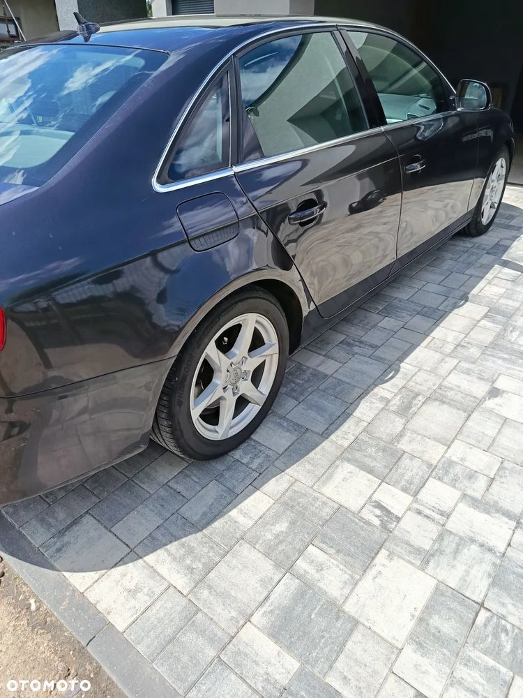 Audi A4 Limousine 2.0 TDI - 6