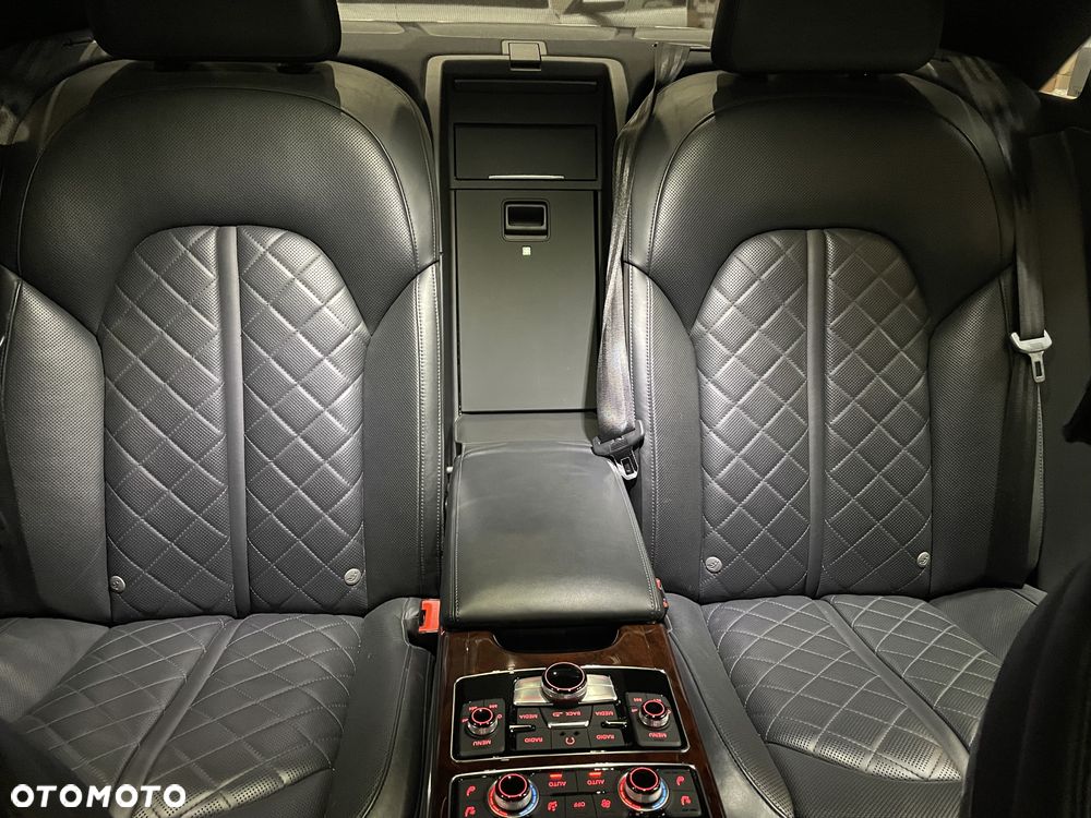 Audi A8 4.2 TDI DPF quattro tiptronic - 13