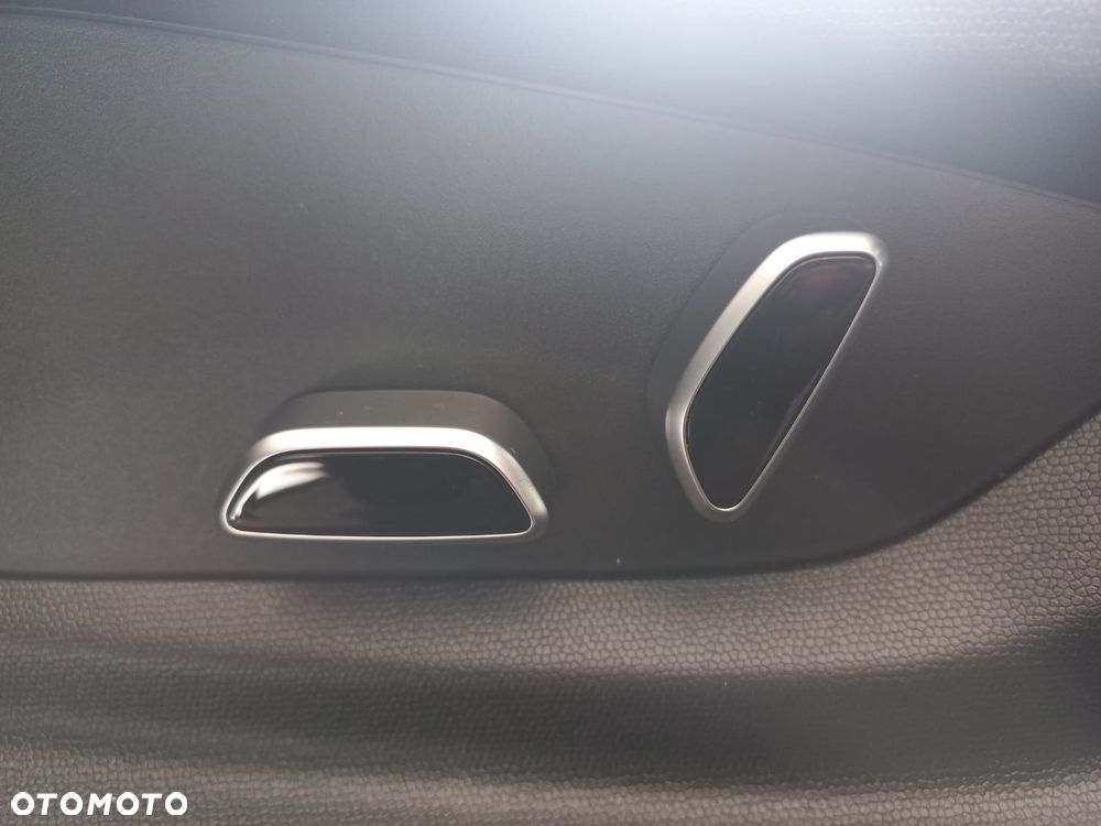 Hongqi HS3 1.5T FWD - 21