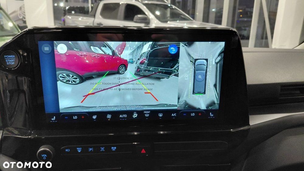 Ford Tourneo Custom - 14