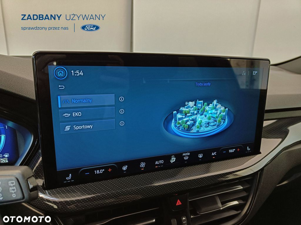 Ford Focus 1.0 EcoBoost ST-Line X - 24