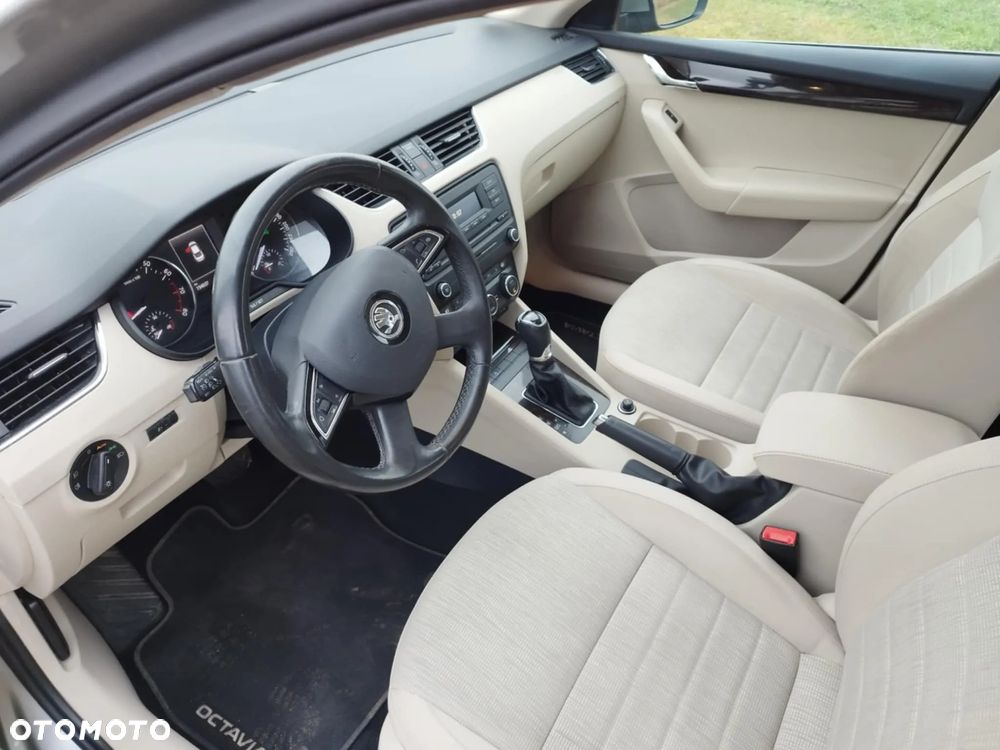 Skoda Octavia 1.8 TSI DSG Ambition - 5