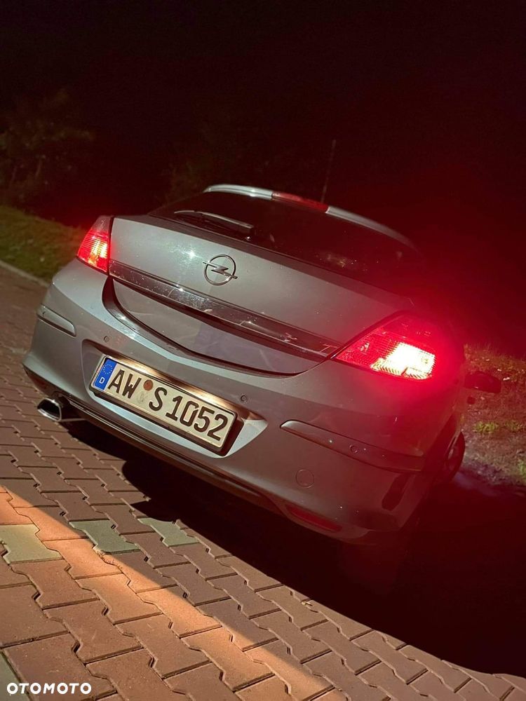 Opel Astra - 4
