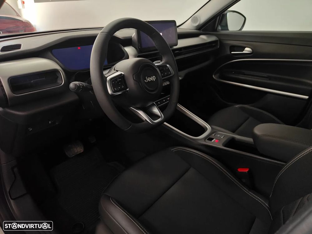 Jeep Avenger 54 kWh Altitude - 8