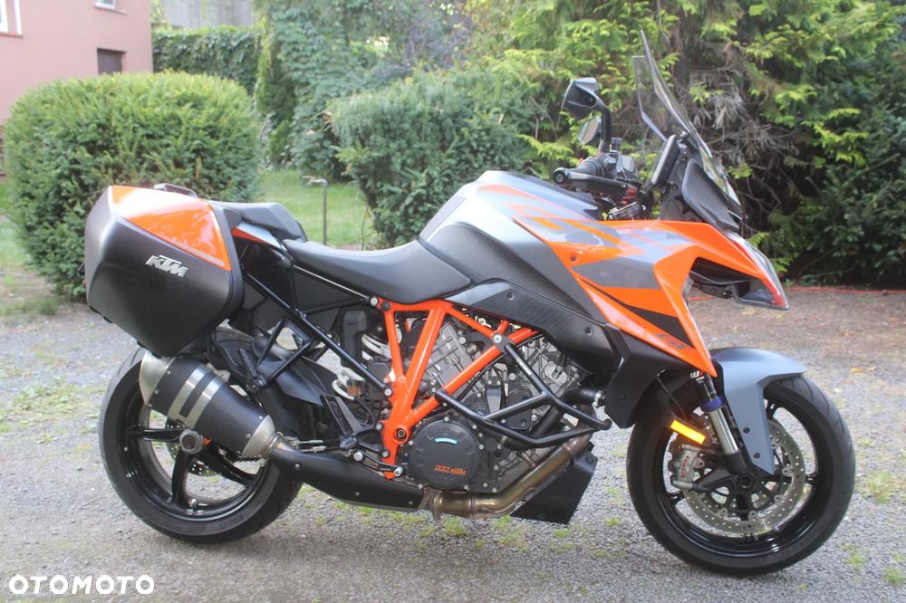 KTM Super Duke - 1