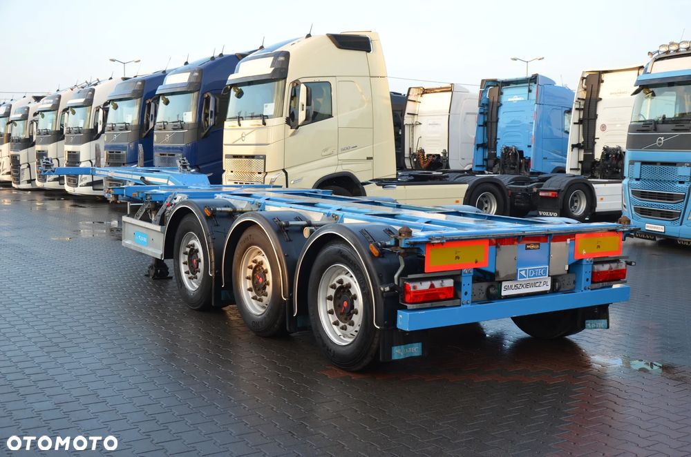 D-TEC 2021r / ROZCIĄGANA / DWIE OSIE POD. / SAF / 1170 - 3