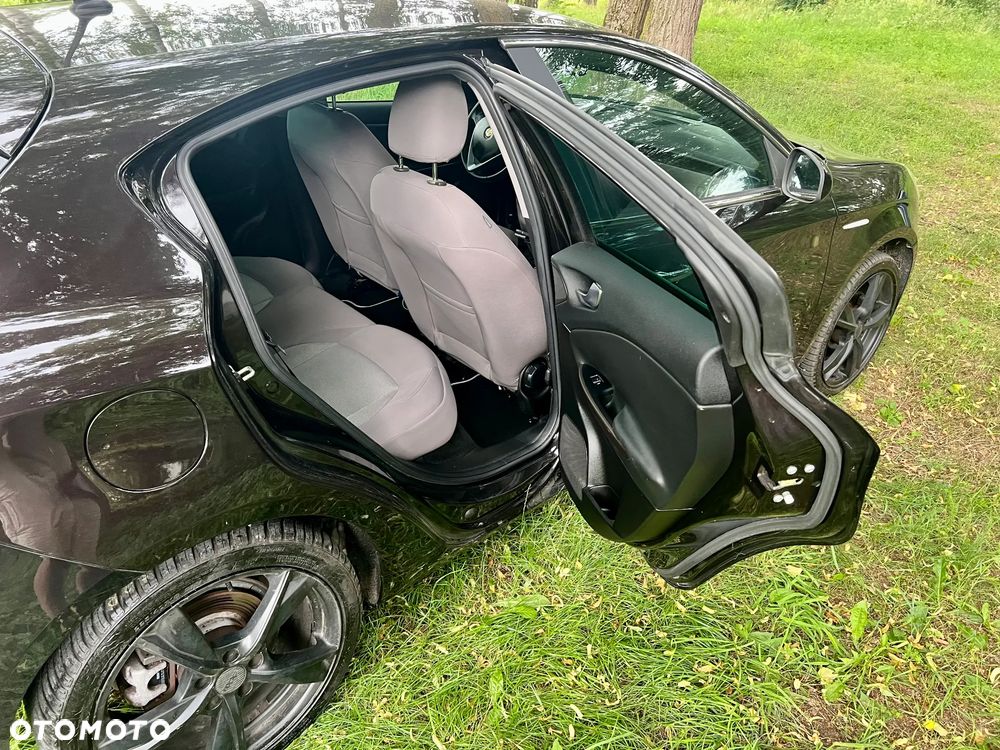 Alfa Romeo Giulietta 2.0 JTDM Distinctive - 16