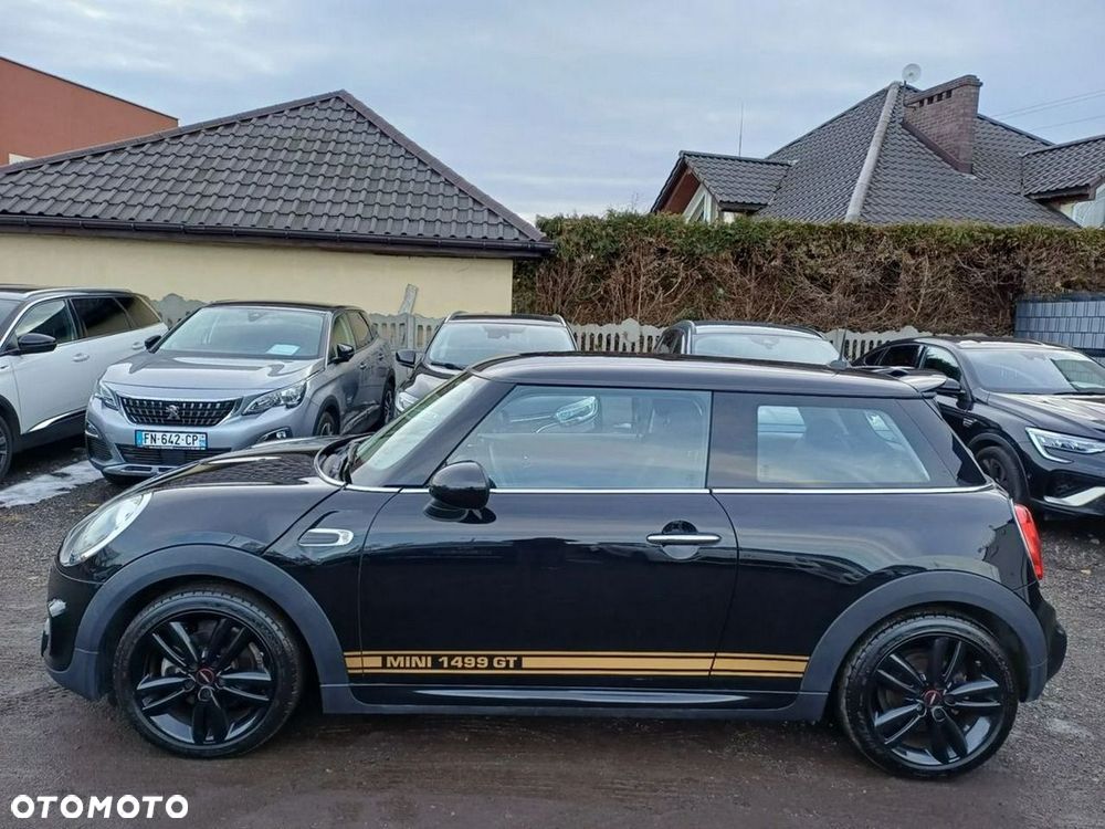 MINI Cooper John Works Trim - 4