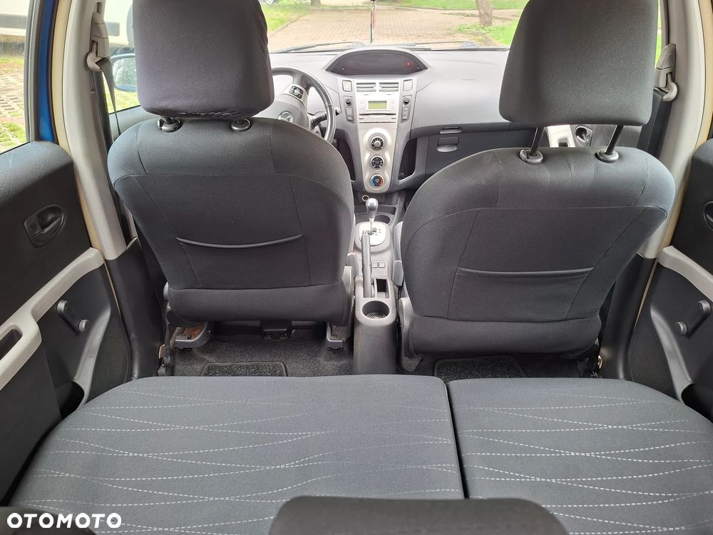Toyota Yaris 1.3 VVT-i Multi Mode Sol - 8