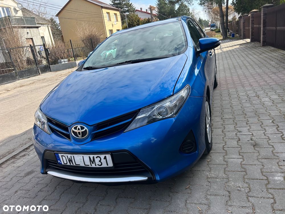 Toyota Auris 1.4 D-4D Terra EU5 - 9