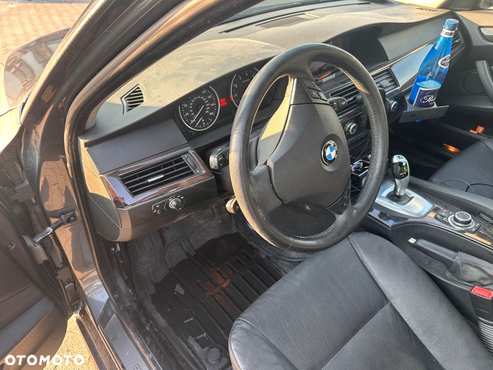 BMW Seria 5 535i xDrive - 6