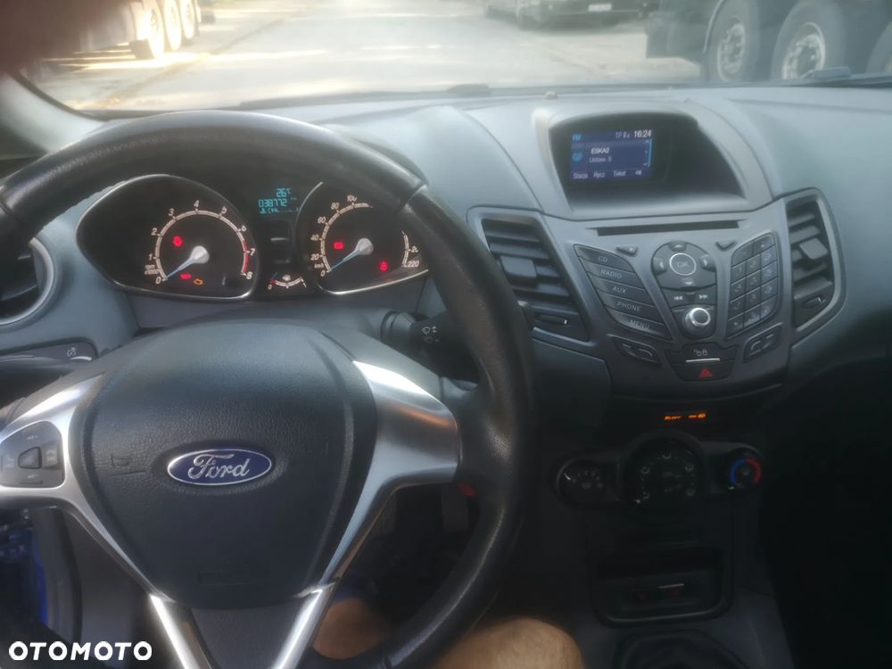 Ford Fiesta 1.25 Champions Edition - 17