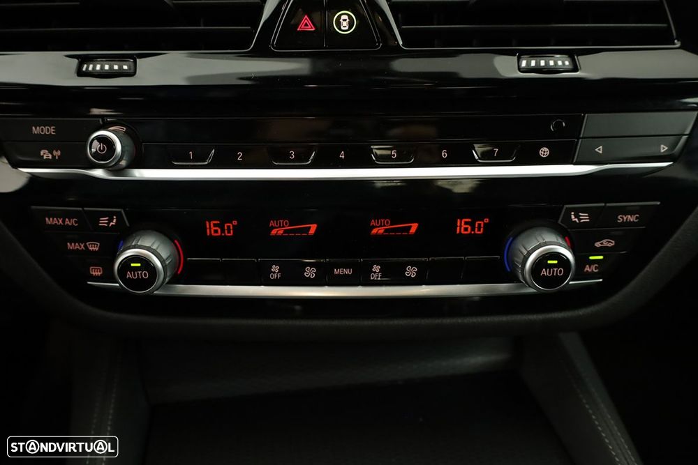 BMW 530 e Pack M - 14