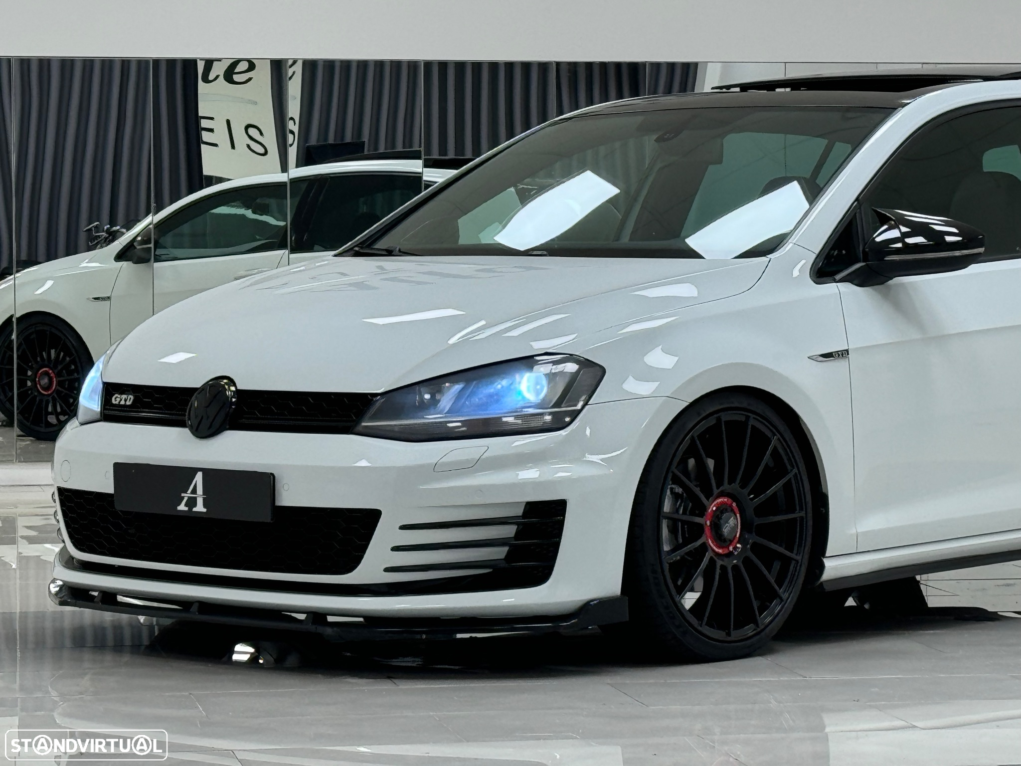 VW Golf 2.0 TDI GTD DSG - 3