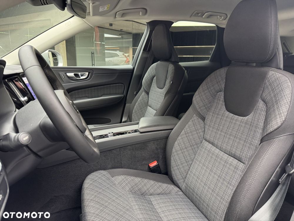 Volvo XC 60 B4 B Core - 12