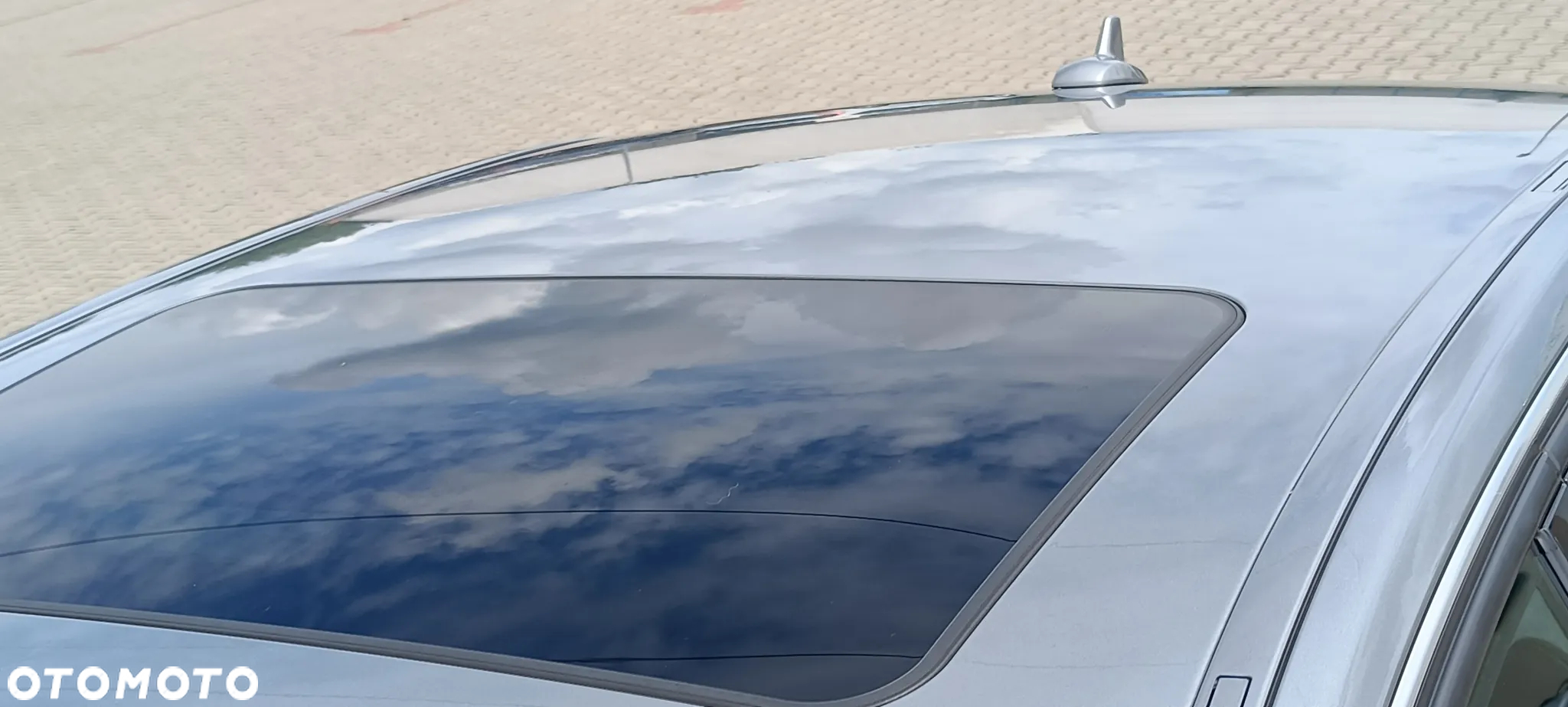Mercedes-Benz Klasa E 350 CDI BlueEff Avantgarde - 26