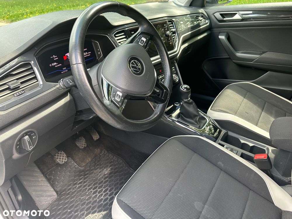 Volkswagen T-Roc 1.5 TSI GPF ACT Premium - 6