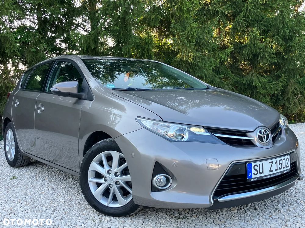 Toyota Auris 1.6 Prestige - 17