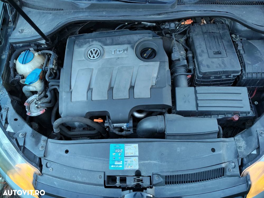 Volkswagen Golf 1.6 TDI BlueMotion Technology DPF Comfortline - 10
