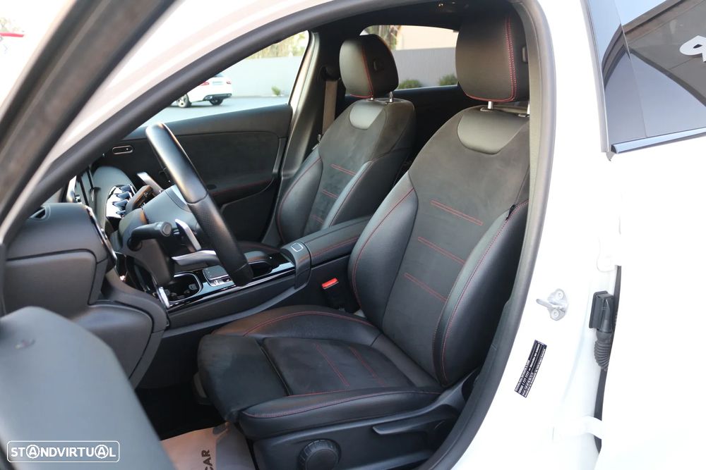 Mercedes-Benz A 250 Limousine e AMG Line - 21