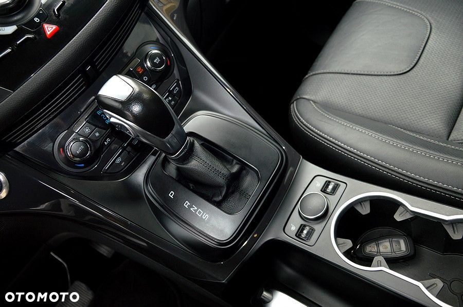 Ford Kuga 2.0 TDCi Individual MPS6 - 35