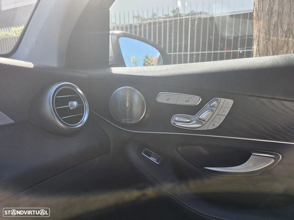 Mercedes-Benz GLC 300 d 4Matic 9G-TRONIC AMG Line - 9