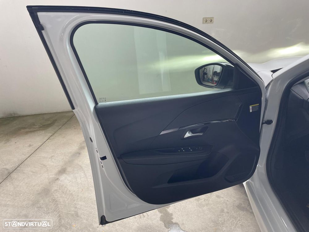 Peugeot 208 PureTech 100 Allure Pack - 14