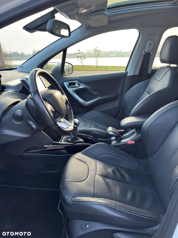 Peugeot 2008 PureTech 130 GPF Stop&Start Active - 13