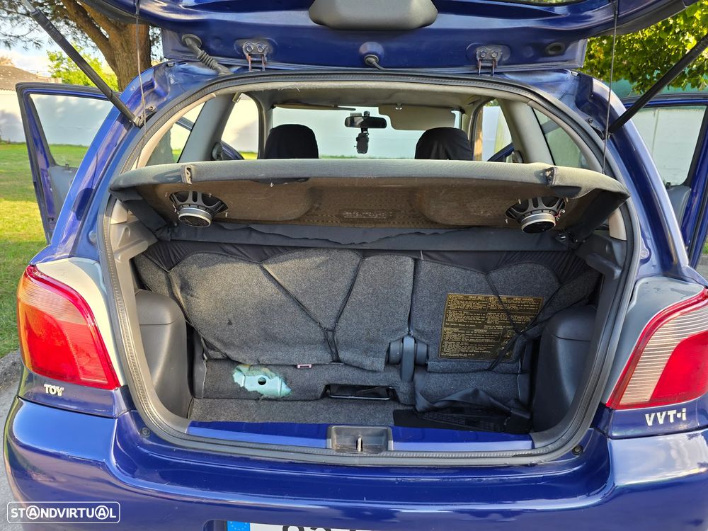 Toyota Yaris 1.0 Base - 11