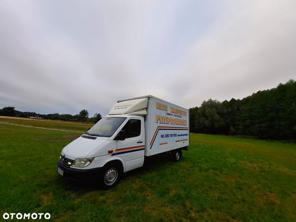Mercedes-Benz Sprinter - 10