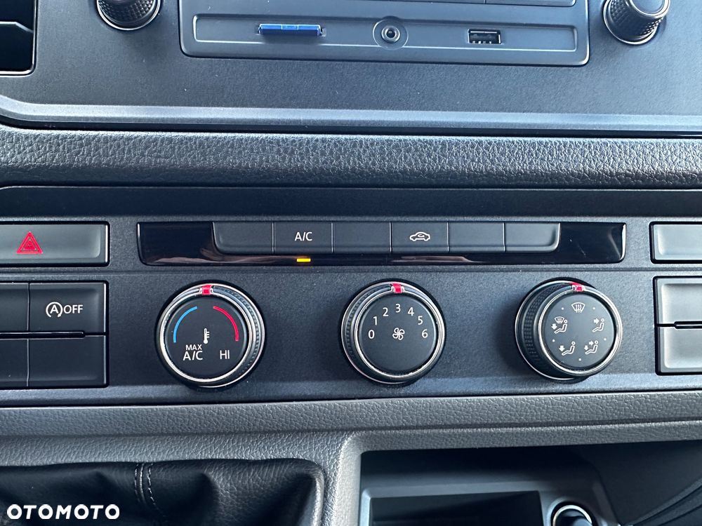 Volkswagen Crafter - 25