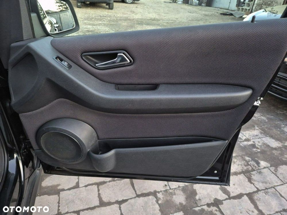 Mercedes-Benz Klasa A - 25