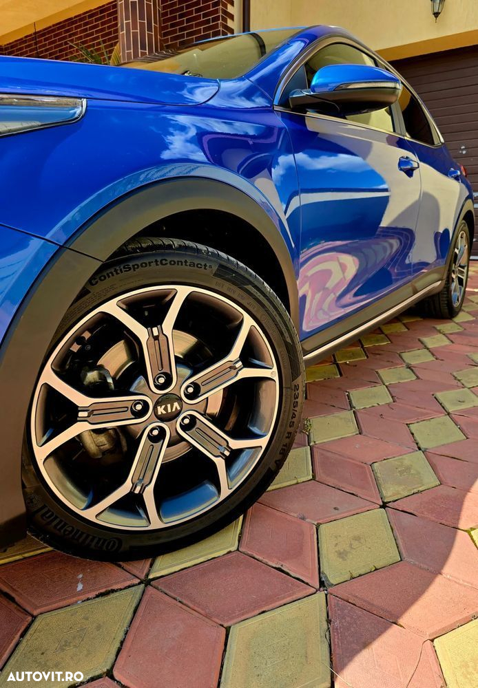 Kia XCeed 1.4 T-GDI 7DCT Style+ - 4