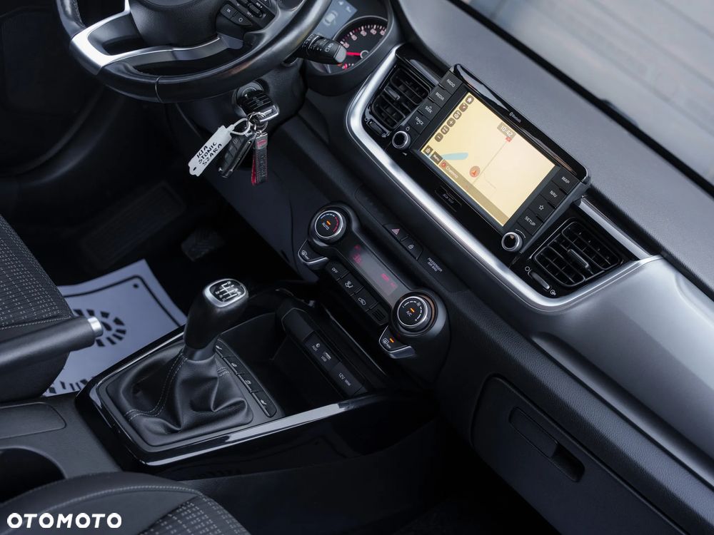 Kia Stonic 1.4 L - 19