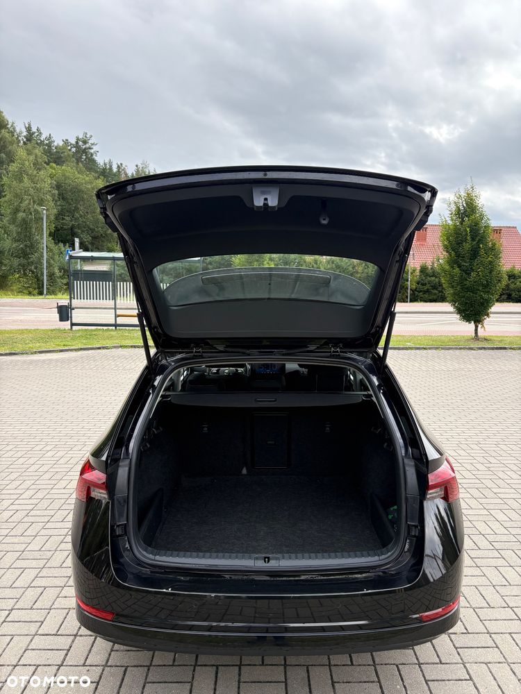 Skoda Octavia 2.0 TDI Style DSG - 10