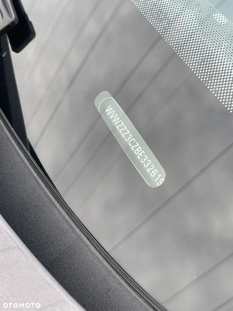 Volkswagen Passat 2.0 TDI Comfortline - 8