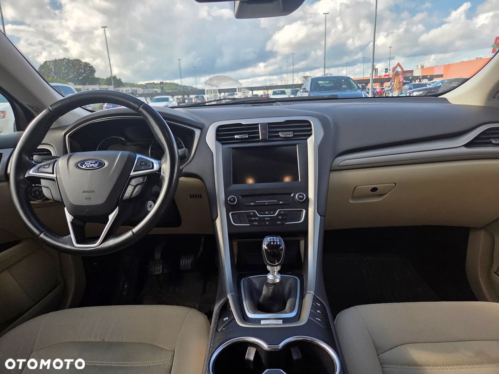 Ford Mondeo 1.5 EcoBoost Trend - 10