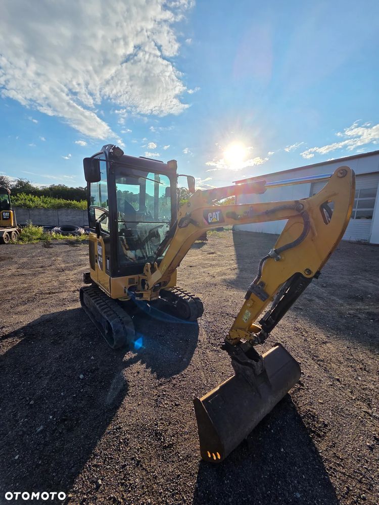 Caterpillar CAT 301.8 - 8