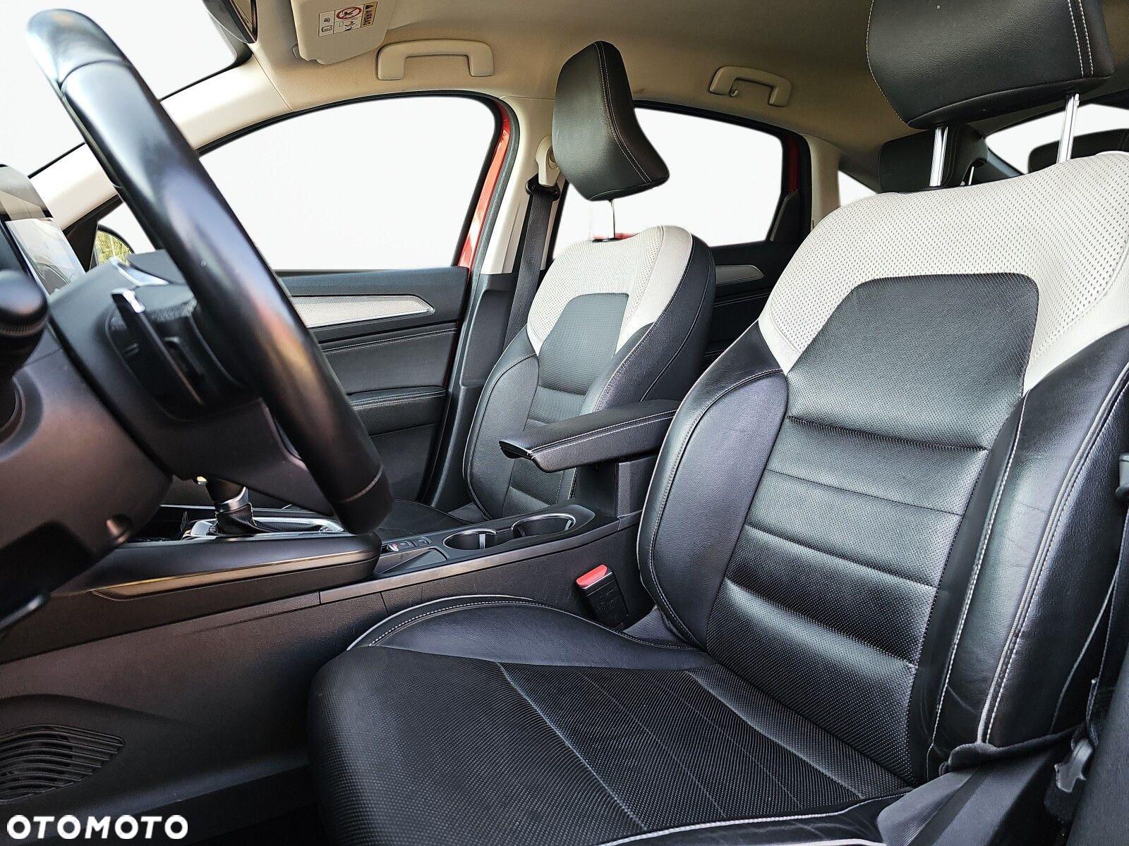 Renault Arkana 1.3 TCe mHEV Intens EDC - 10