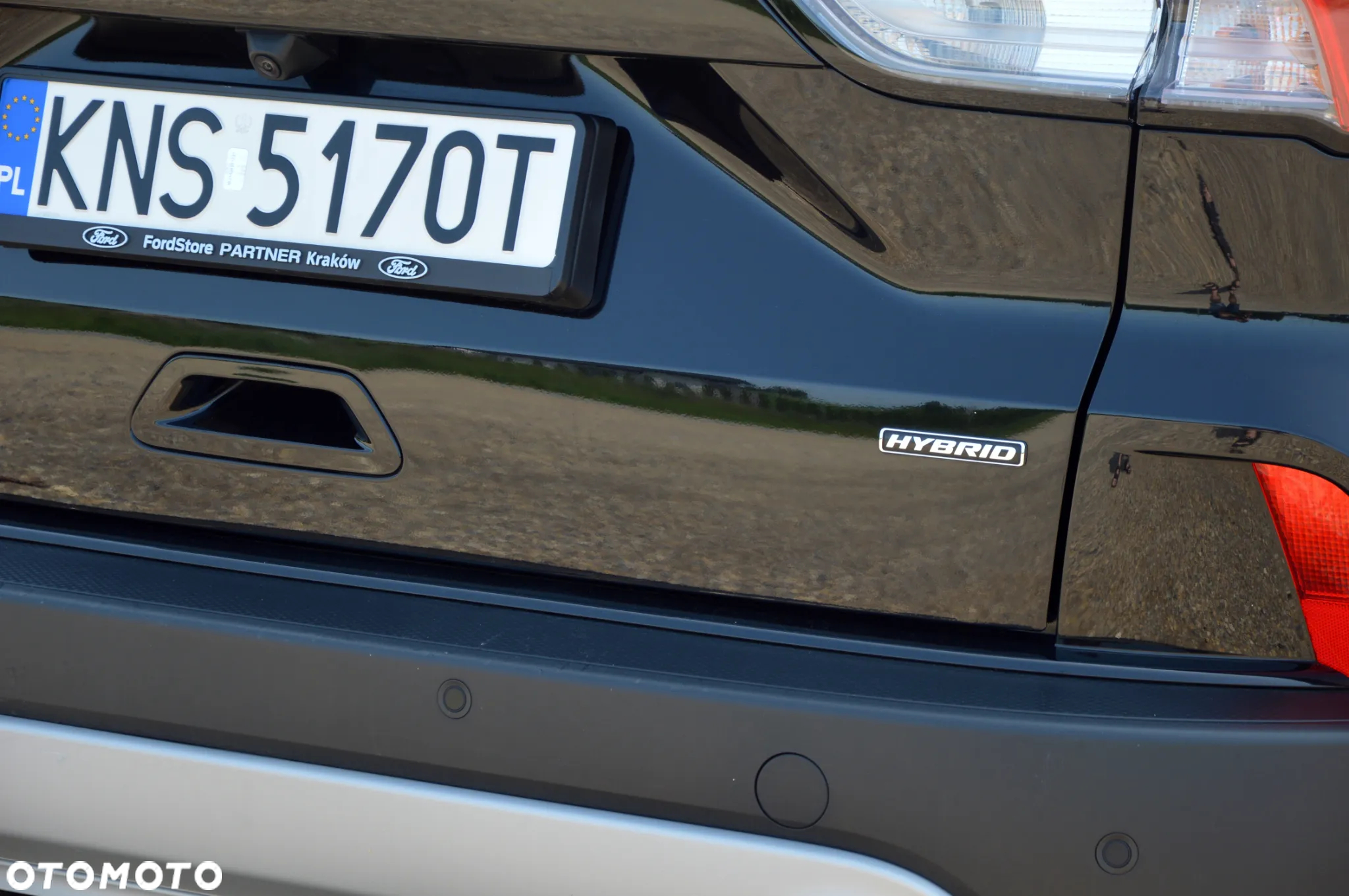 Ford Kuga 2.5 Duratec FHEV TITANIUM - 14