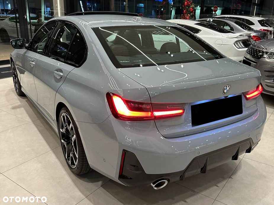 BMW Seria 3 318i M Sport - 2