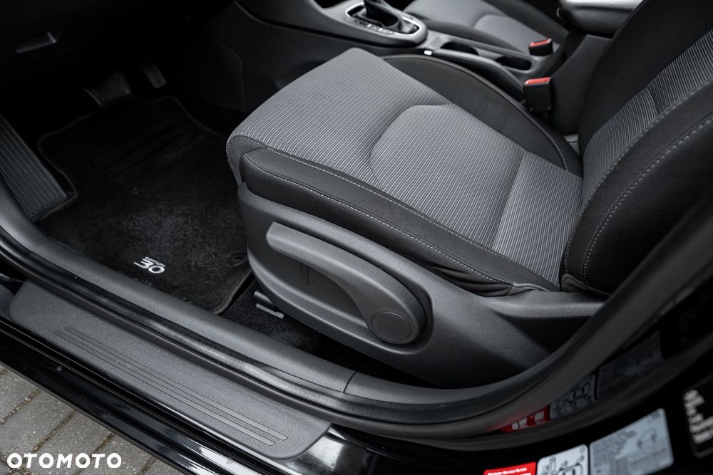 Hyundai i30 1.5 T-GDI 48V Premium DCT - 20