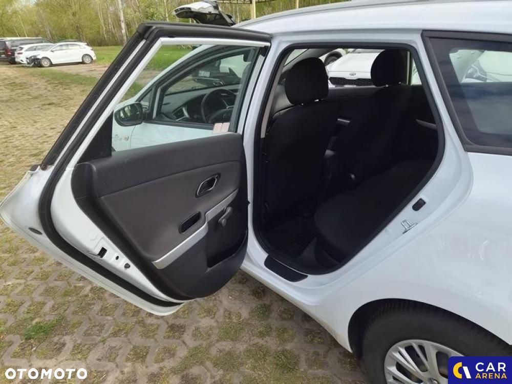 Kia Ceed - 28