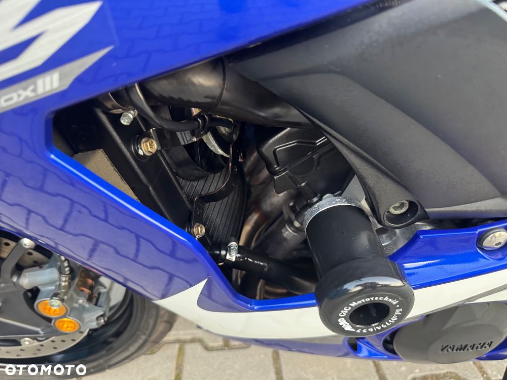 Yamaha YZF - 18