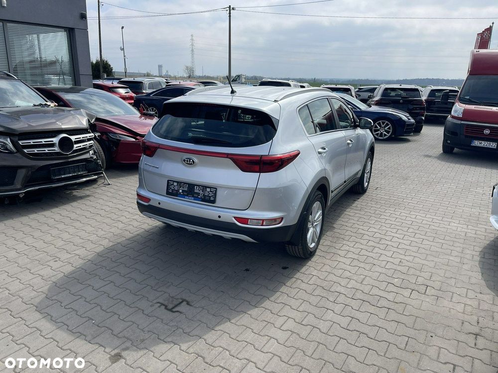 Kia Sportage 1.6 GDI 2WD Attract - 2