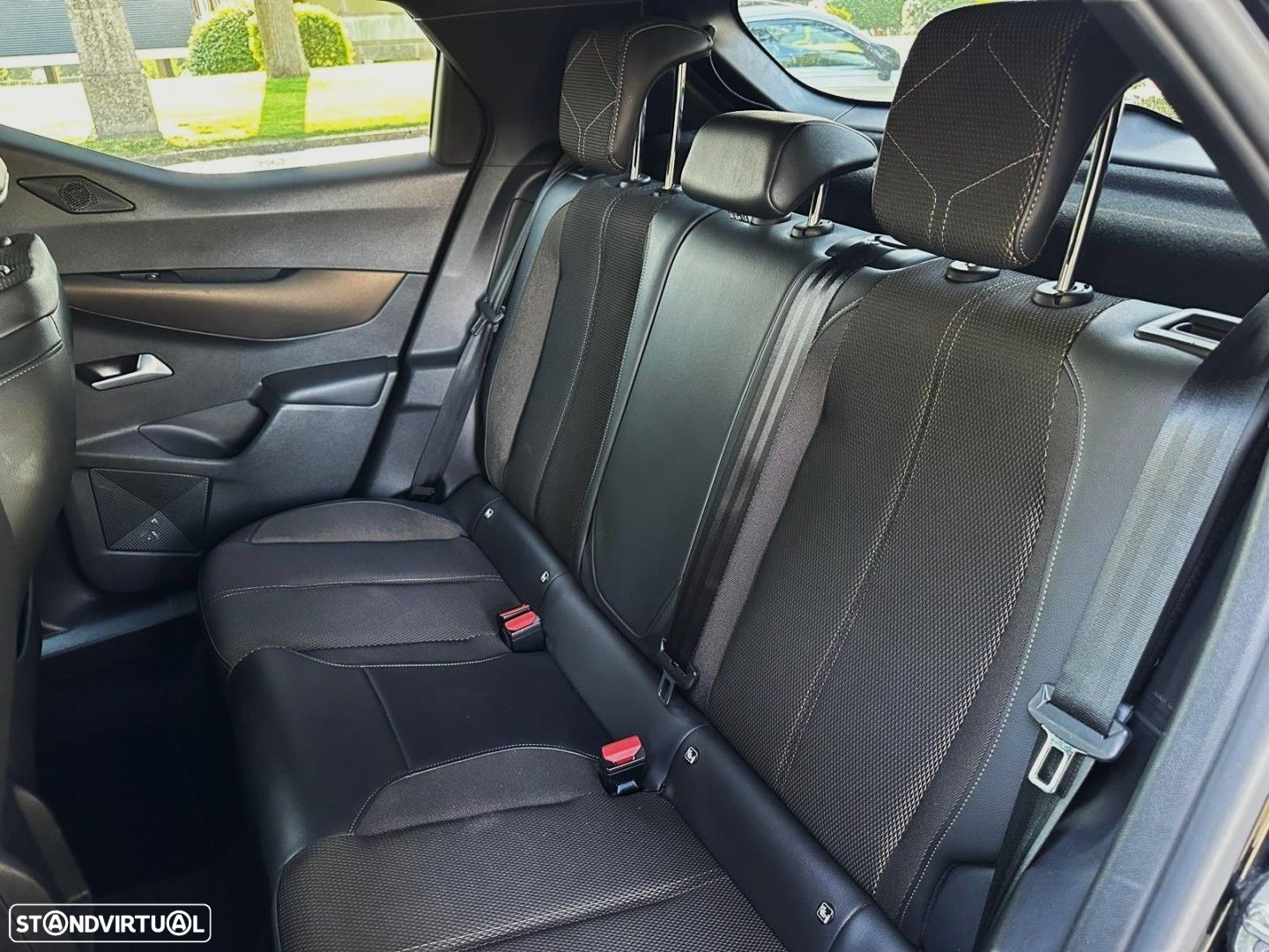 DS DS3 Crossback 1.5 BlueHDi So Chic EAT8 - 32