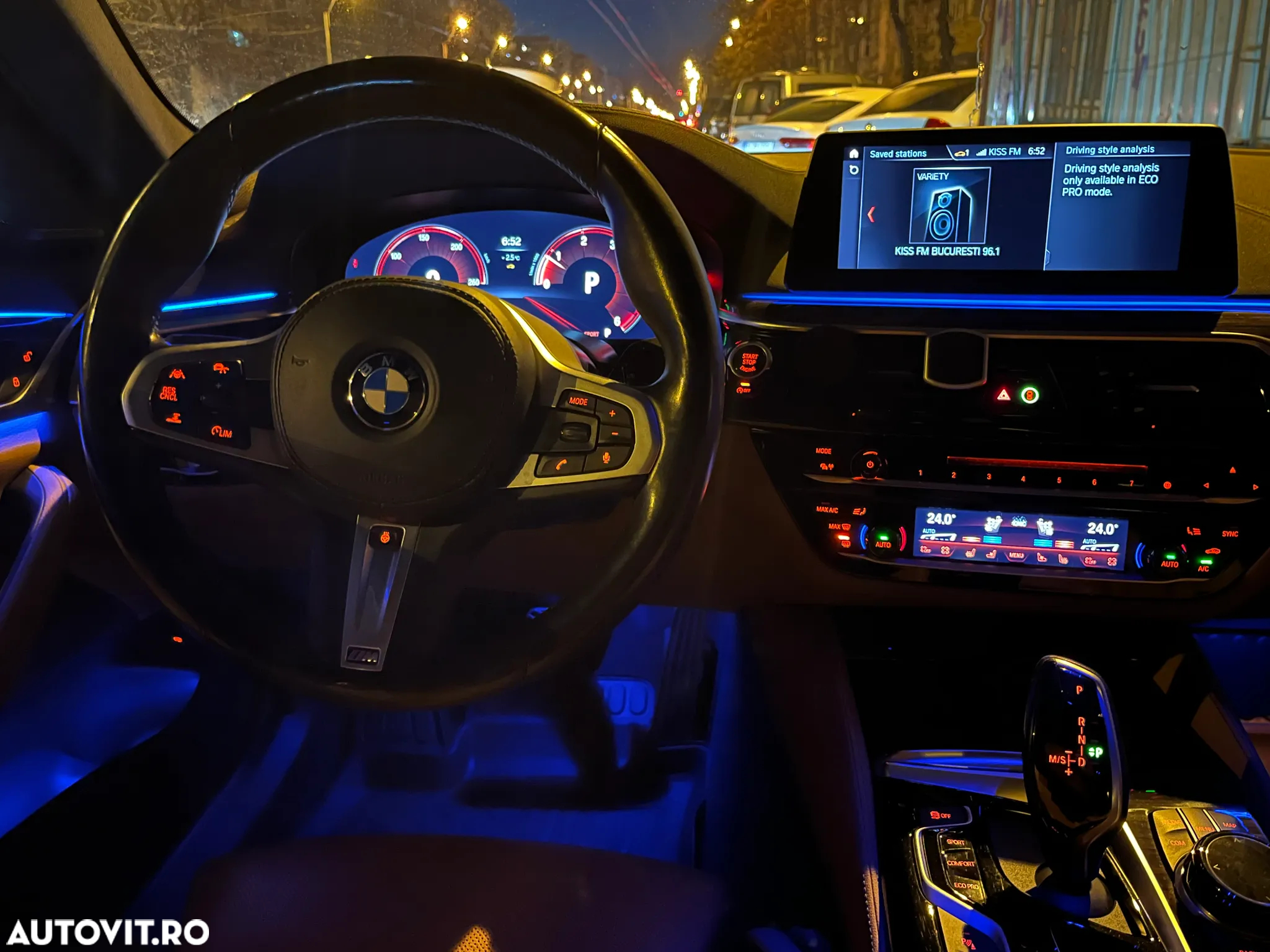 BMW Seria 5 520d Aut. Luxury Line - 9